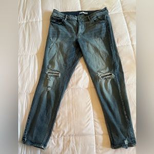 Kancan medium wash plus size 18 distressed jean RN # 144635